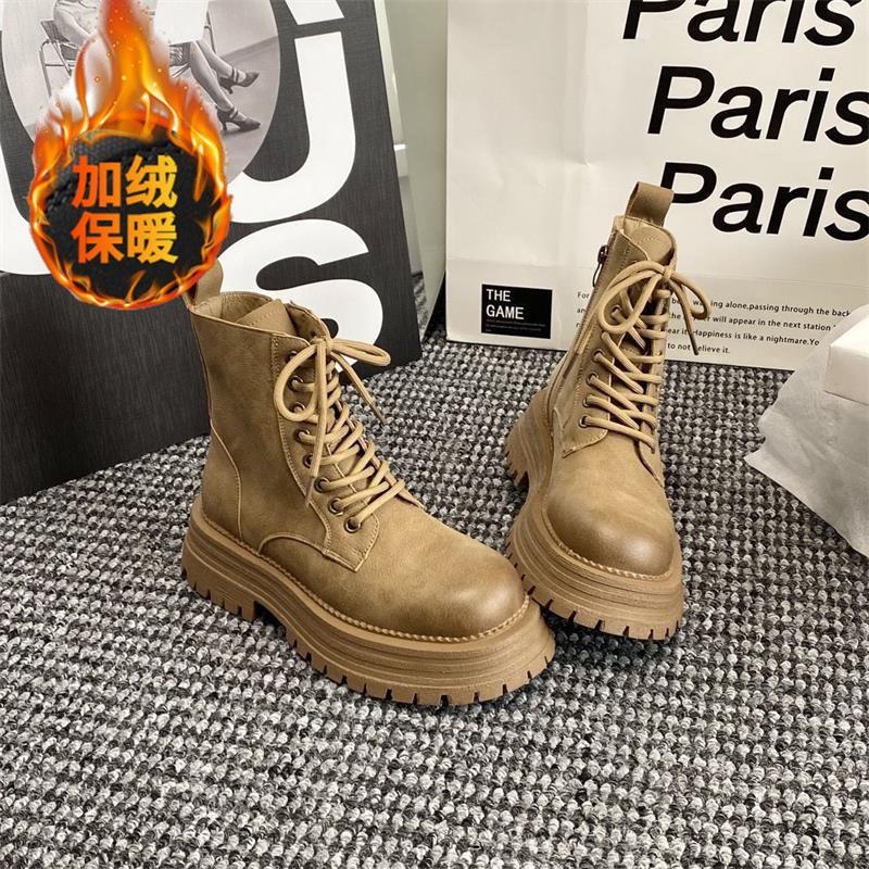 Retro thick-soled Martin boots for women 2025 autumn and winter new British style flat-bottomed versatile velvet thickened locomotive short boots 