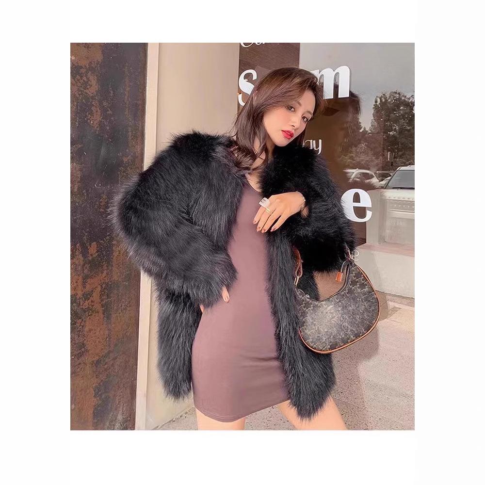 Podzimní a zimní nový temperamentní dámský kabát z umělé liščí kožešiny, dámský luxusní módní plyšový top