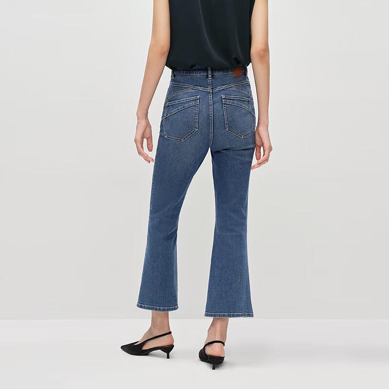 OVVOVV Women's Italian Fabric Flared Cropped Jeans