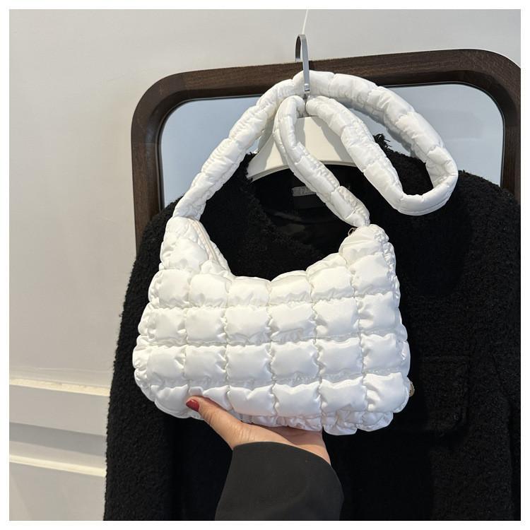 Elegant Solid Color Pleated Women's Handbag For Casual Outfits Available In Multiple Colors