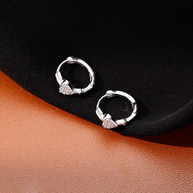 Small Love Earrings Female Niche Design Sense of Earrings Female Cold Wind Hundred with High-level Sense of Earrings Personalised Unique Earrings