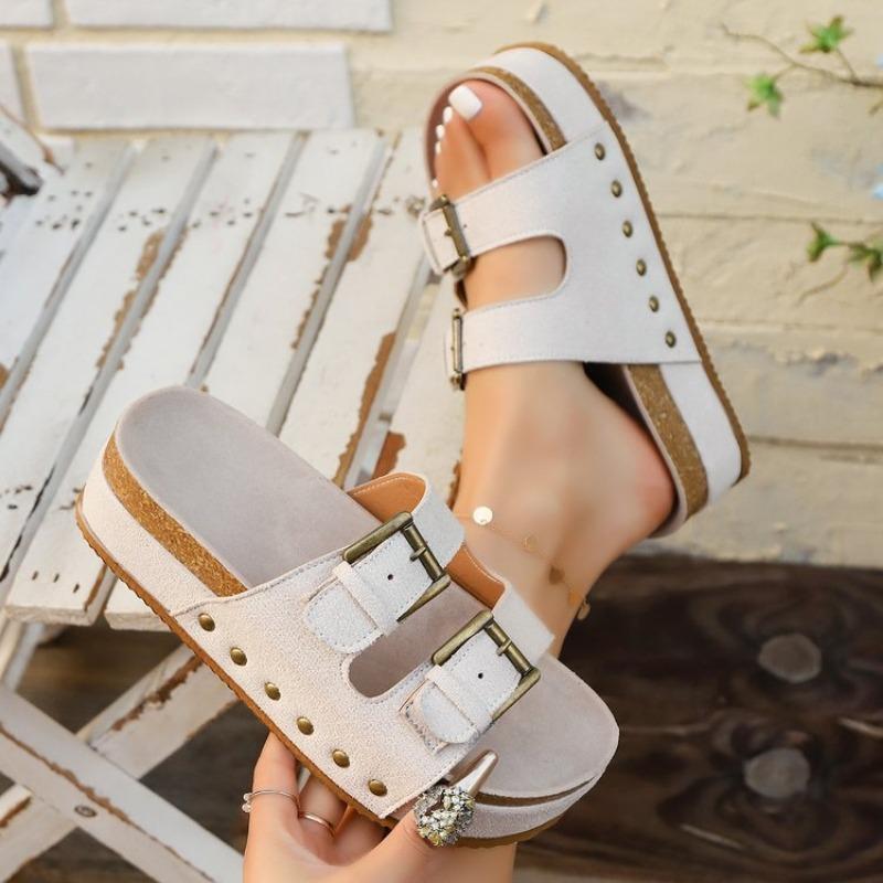 Large size thick-soled one-word belt buckle slippers women's summer new rivet sandals