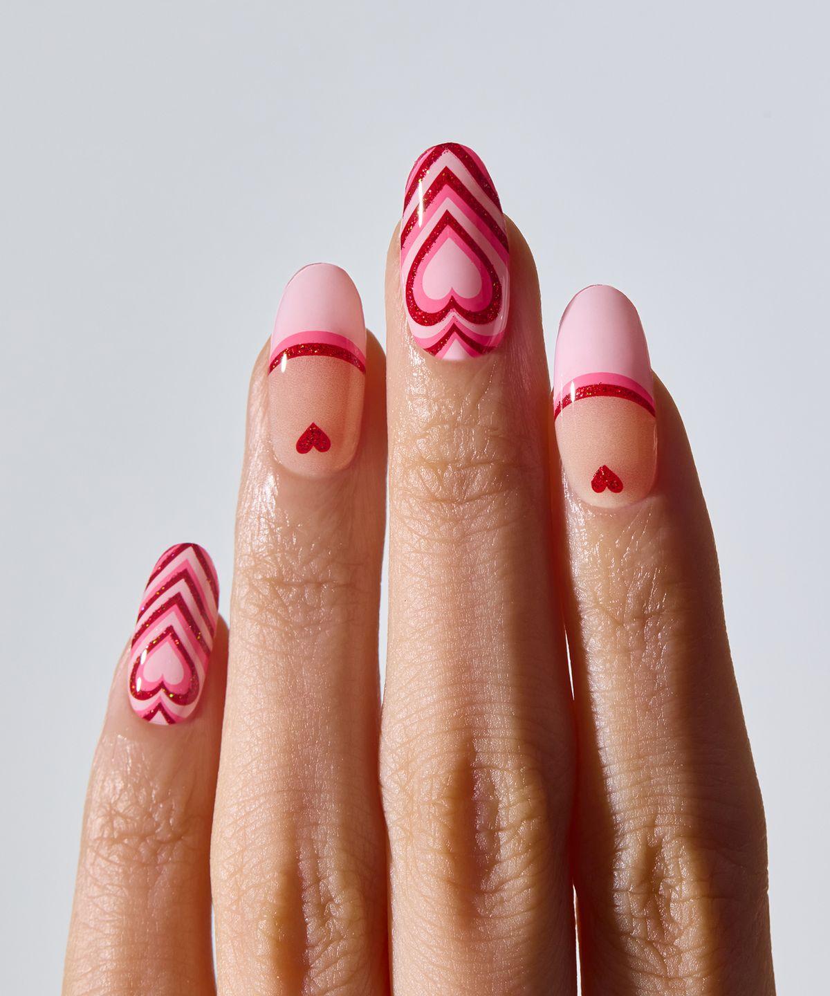 N Love Puff Nails