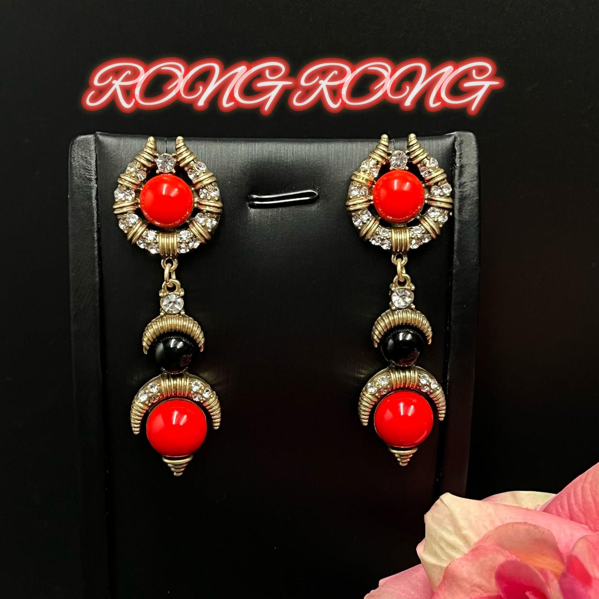 Retro Ethnic Style Tibetan Temperament Earrings Court Heavy Industry Red Glass Long Vintage