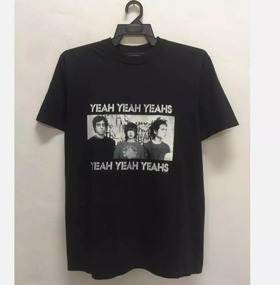 

Yeah Yeah Yeahs Band Tour Short Sleeve Collection BT1683 Unisex T-Shirt L