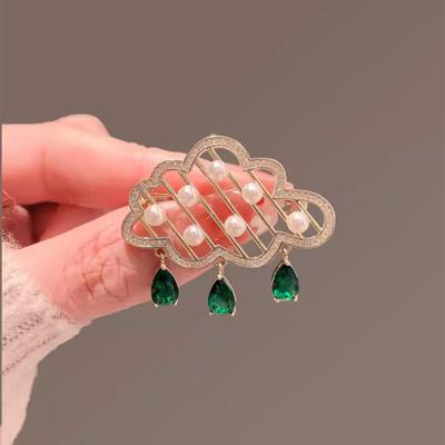 Exquisite Pearl Cloud Tassel Brooch, High-end Women's Niche Design Sense, Brooch with Anti-glare Clasp