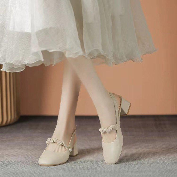 Spring/Summer 2025 Women's Pointed-Toe Mary Jane Sandals - French Fairy Style, Retro Chunky Mid-Heel Evening Shoes