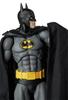 MEDICOM TOY MAFEX No. 270 CAVALEIRO CRUZADO BATMAN VERSÃO PRETA. Figura de ação pintada sem escala, aproximadamente 160mm de altura
