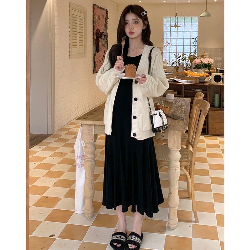 Autumn/Winter 2025 Maternity Two-Piece Set: Fishtail Skirt & Petite Knit Top