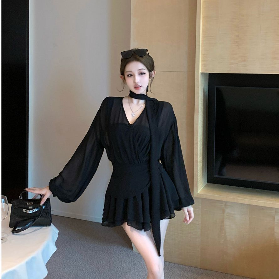Womens Black Chiffon Long Sleeve Dress With Splicing Design For Autumn Elegant Look