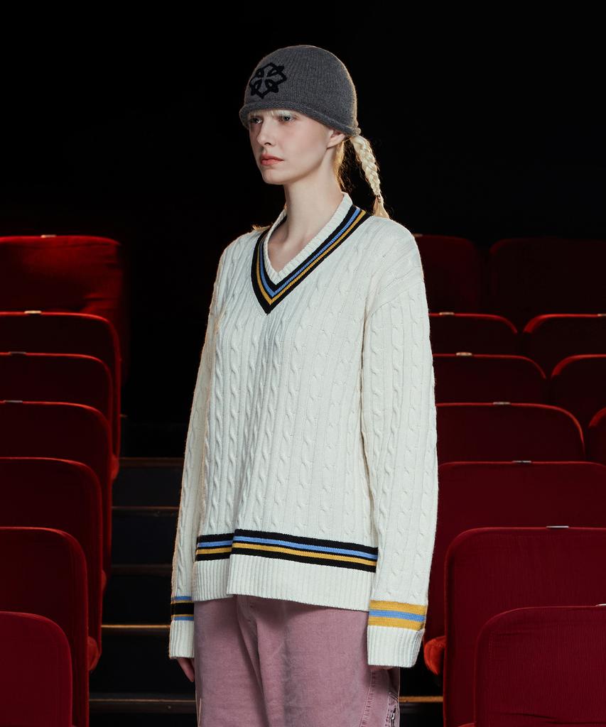 UNALLOYED Cable V-Neck Cricket Knit / Ivory