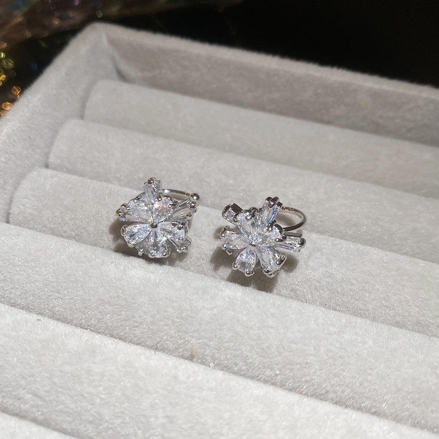 Элегантный геометрический цветок-кафф для уха с кубическим цирконием и искусственным жемчугом для женщин