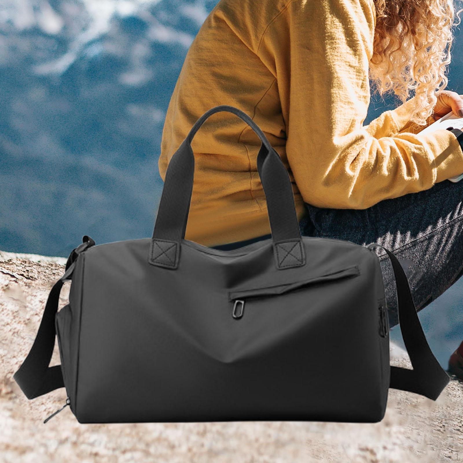 

Duffle Bag for Travel with Wet Storage Compartment чорний