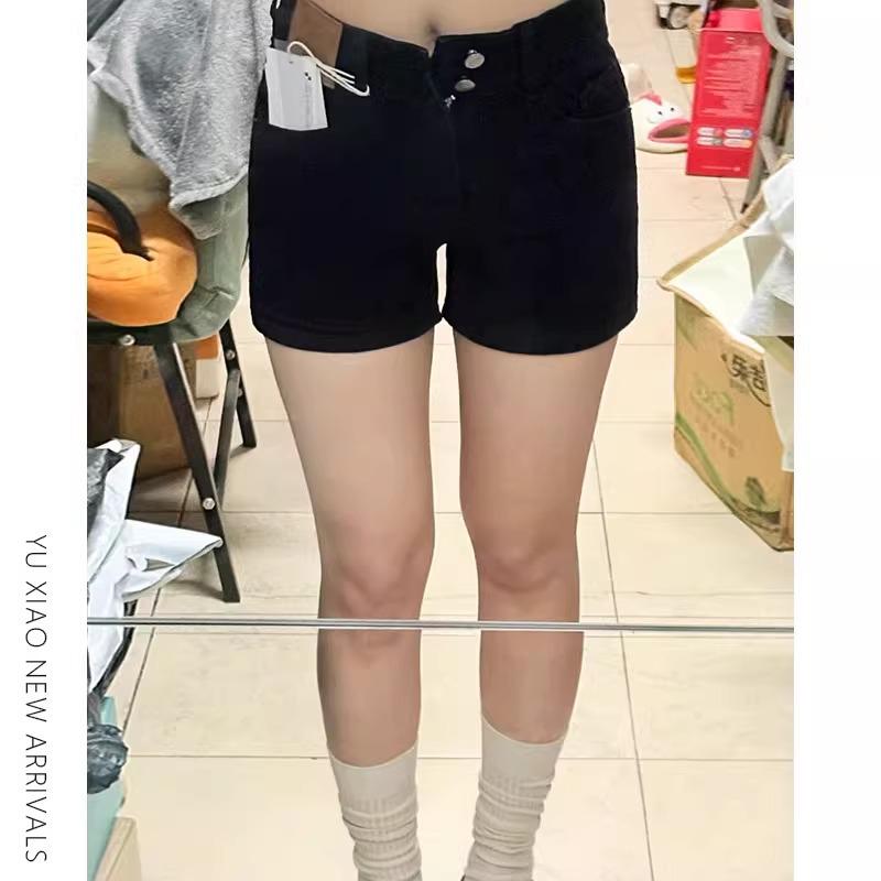 High-Waist Plus Size A-Line Denim Shorts for Pear-Shaped Women - Summer Slimming Loose Fit