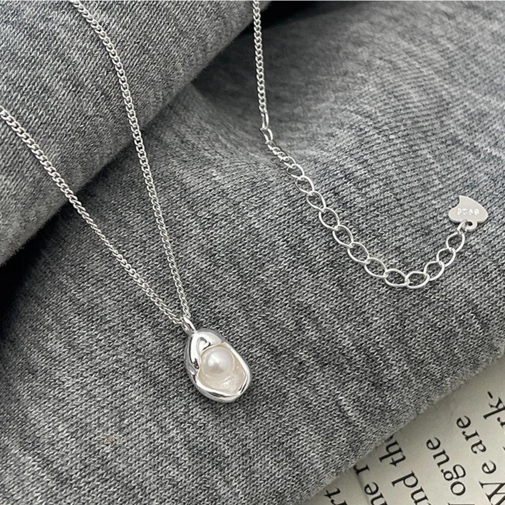 Natural Freshwater Pearl Necklace S Light Luxury Elegant Pod Clavicle Chain