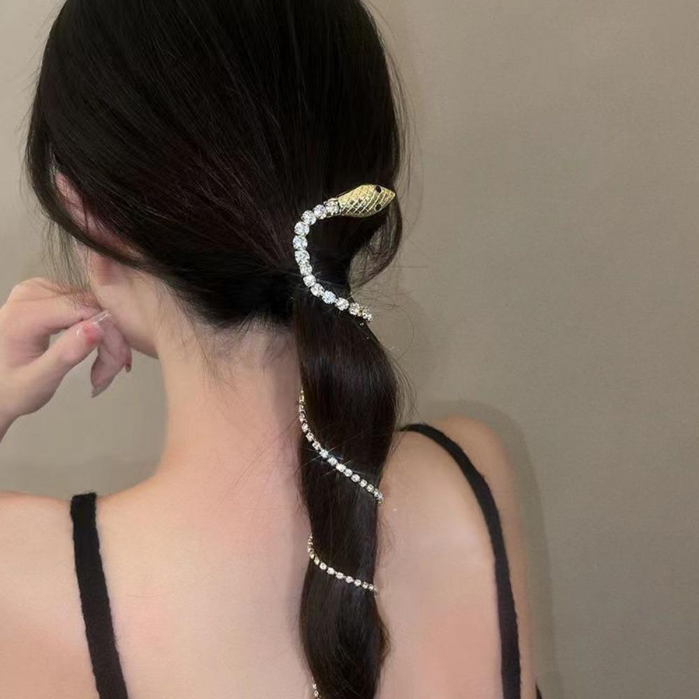 Chic Metal Smooth Hair Claw Clips Simple Geometric Hairpin Low Ponytail Hair Claws Women Girls Hair Stickers Hook-off Accessorie