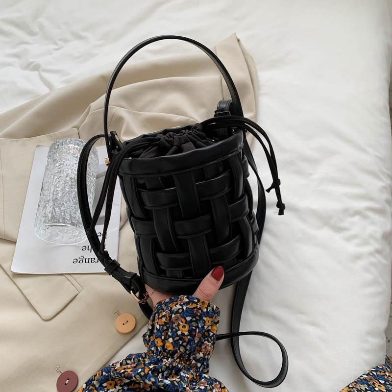 2025 Summer New Bag Women's Texture Foreign Water Bucket Bag Woven Fashion Handbag Crossbody Bag Handbag Women