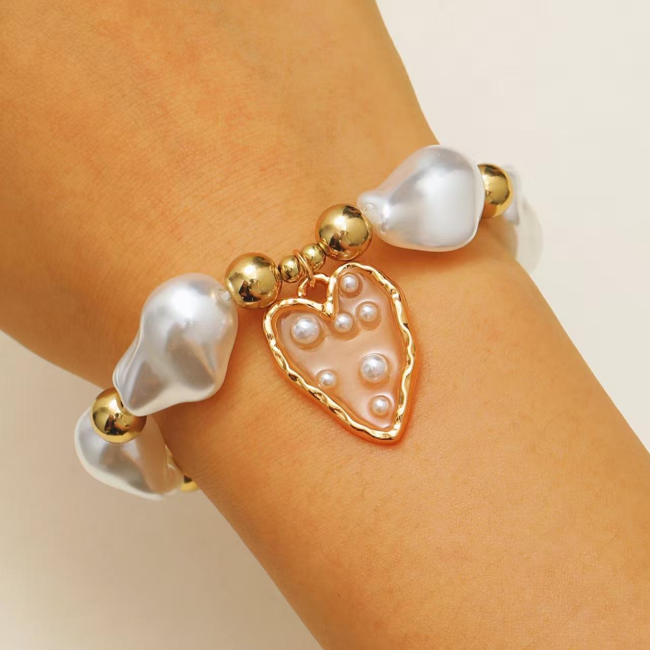 

French Sweet Light Luxury High Quality Versatile Design Sense Beaded Irregular Baroque Pearl Love Pentagram Bracelet