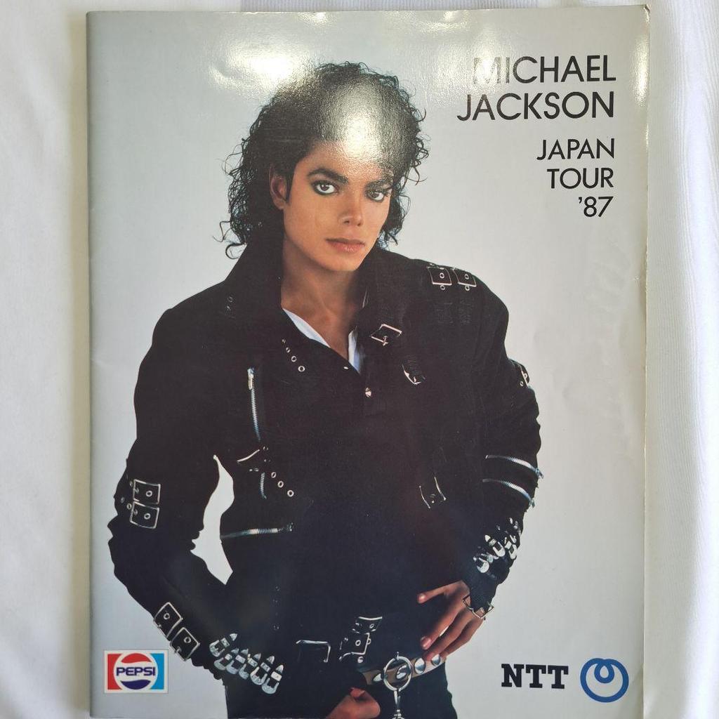 [USED] Price discount T-shirt LL bonus Michael Jackson pamphlet 2-volume set 1987 Hist