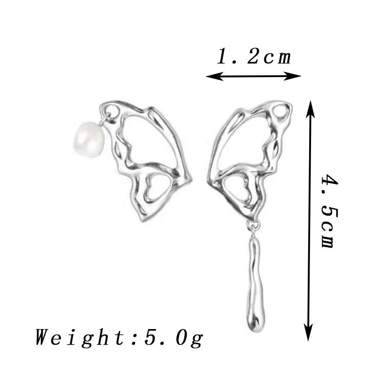 

Asymmetric Geometry Long Earrings for Women Punk Copper Color Hollow Out Metal Wings Drop Earrings Imitation Pearl Zircon Gift