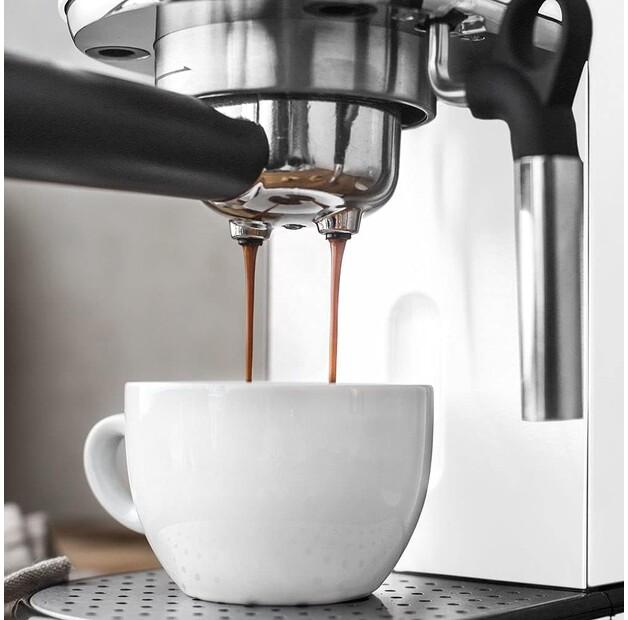 Эспрессо-кофеварка Gastroback 42717 Design Espresso Piccolo weiss