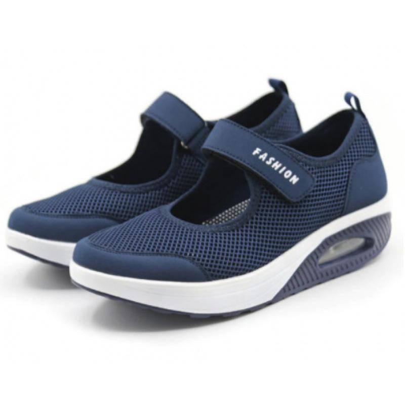 

Старые пекинские тканевые туфли женские на толстой подошве с воздушной подушкой туфли для мамы пожилых дышащие на мягкой подошве легкие полые туфли для женщин среднего возраста 43 темно-синий