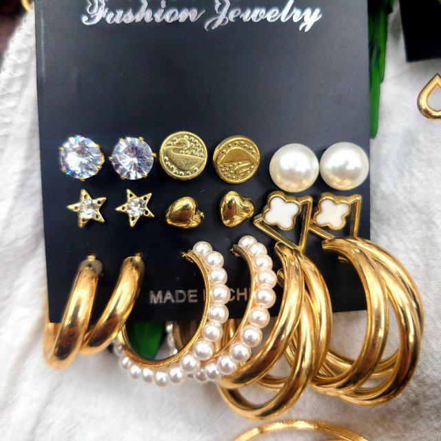 French Retro Pearl Circle Stud Earring Set - 6 Pieces for Women