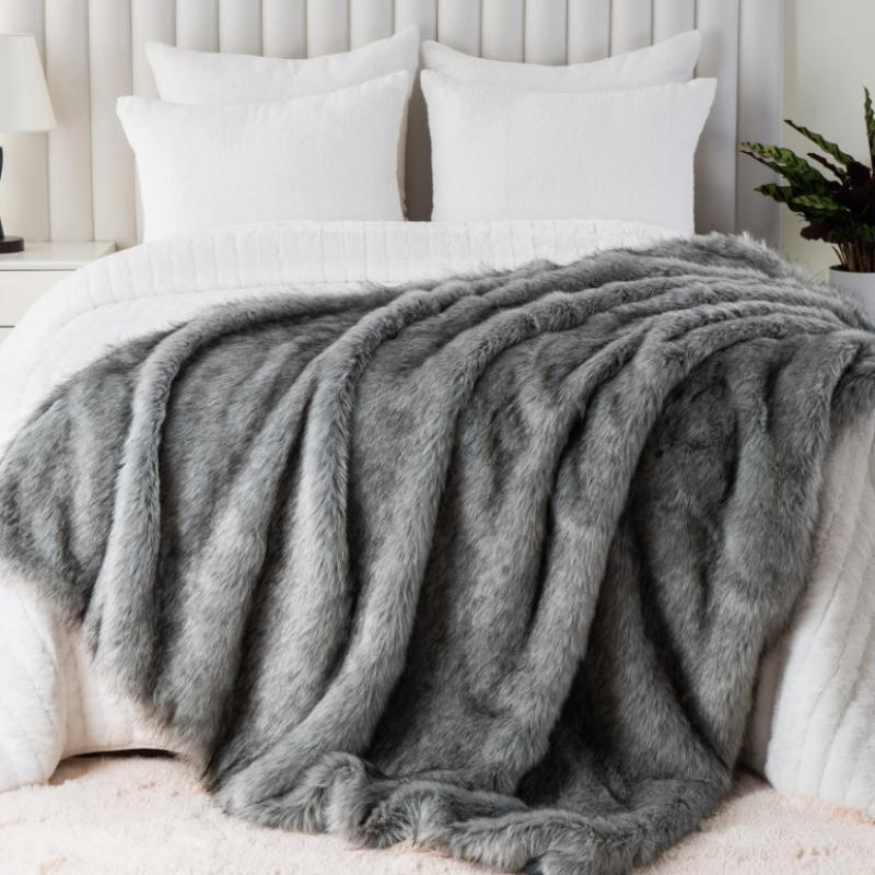 Luxury Fox Fur Throw Blanket Winter Warm Fluffy Soft Blankets Bedspread on the Bed Faux Fur Blanket Plaid Throw for Sofa towel