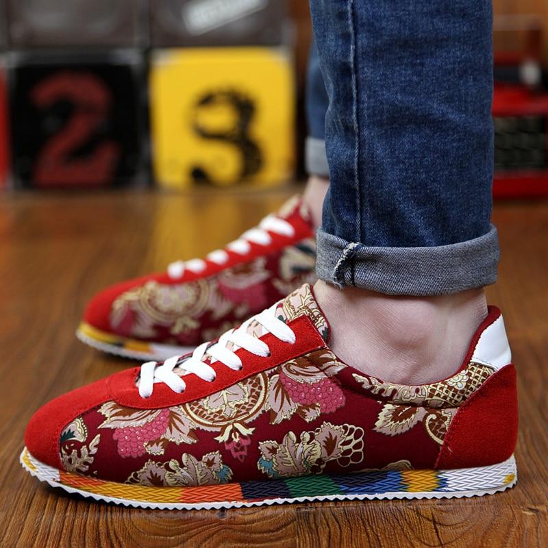 Fashion Suede Running Shoes Men Lightwight Hiphop Men 'S Jogging Shoes Flowers Printing Embroidery Chinese Shoes Chaussures Homme