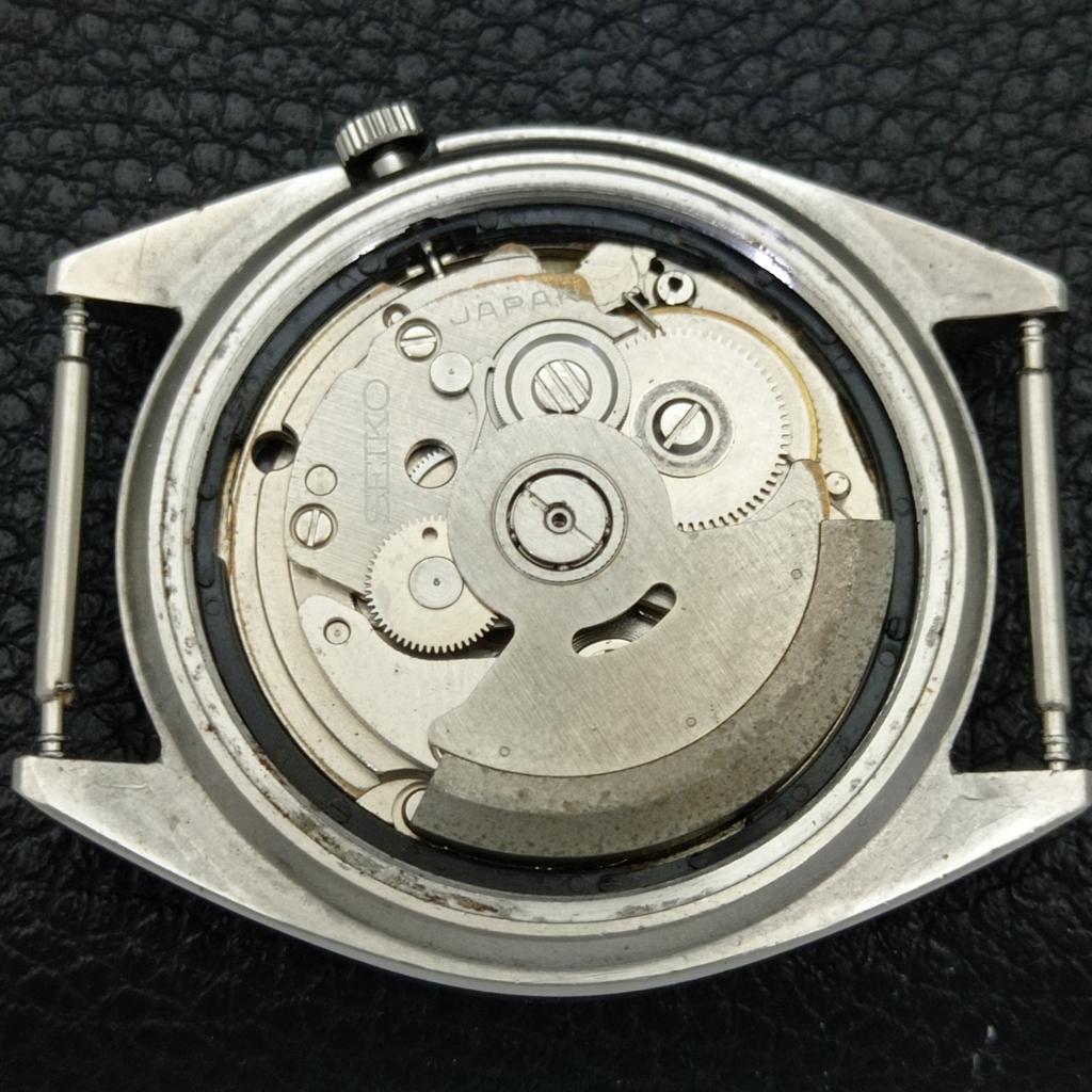 AUTOMATIC 7009A VINTAGE SEIKO 5 JAPAN MENS GOLDEN COLOR DIAL WATCH A701665-5 R206c-a701665