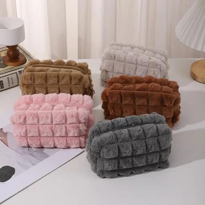 Portable Womens Plush Makeup Bag High Capacity Toiletries Organizer Storage Cosmetic Cases Zipper Wash Beauty Pouch Travel