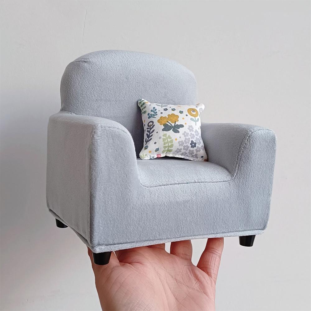 

1/6 Doll House Model European Sofa Chair for Bjd Ob11 Gsc Blyth Lol Dollhouse Miniatures Photo Props Furniture Accessories