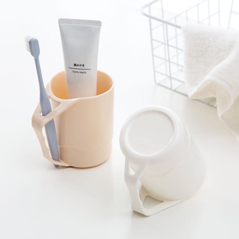 Multi-functional Creative Household Brushing Cup Plastic Material Couple Gargle Cup with Handle