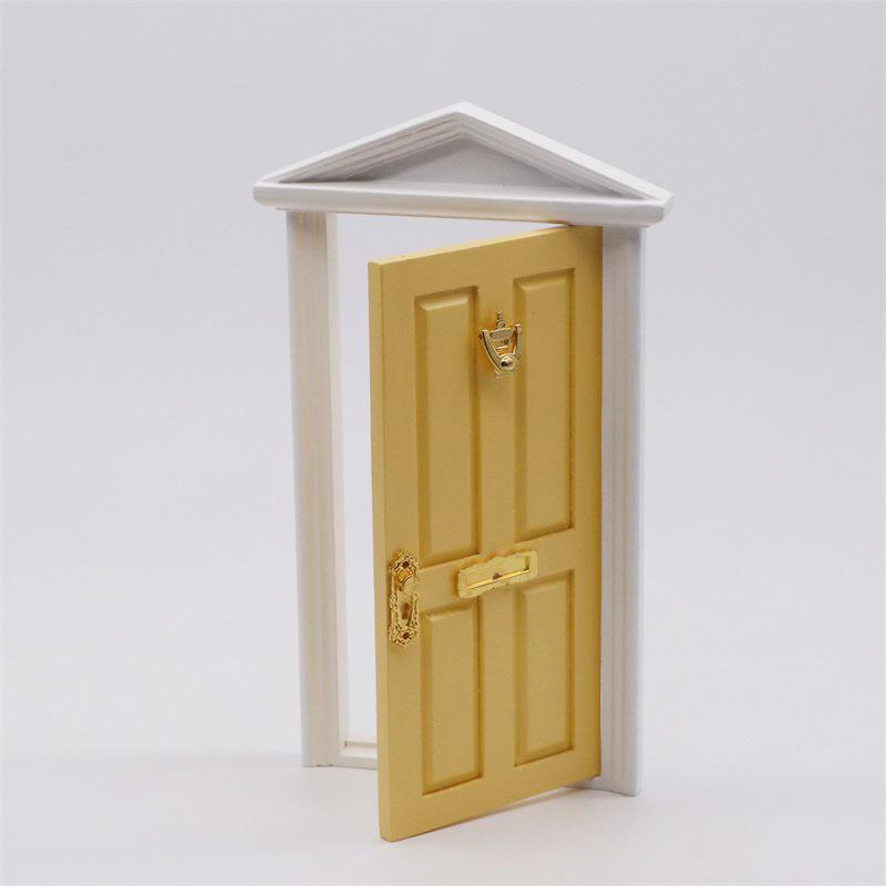 1:12 Pink Roof Dollhouse Door Christmas Decoration Model