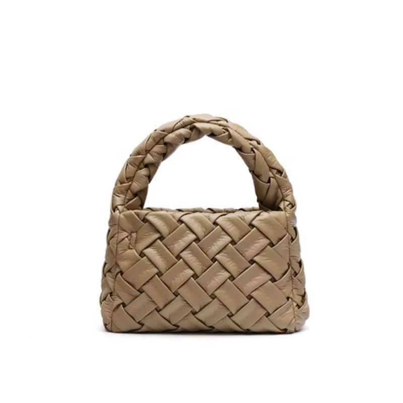 

Summer new hand-woven bags, fresh and simple women s handbags, soft leather shoulder messenger bags