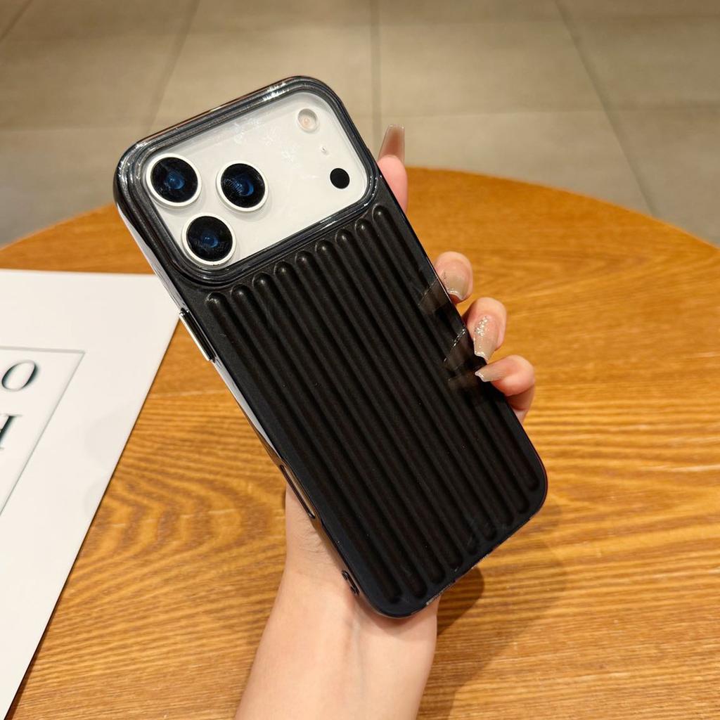 Large Hole Vertical Pattern Light Column Shell for Apple 17PROMAX Sweatproof TPU Fashionable Couple Temperament All-inclusive Mobile Phone Case
