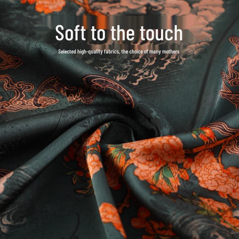 Dünnes Sommerhemd-Set für ältere Frauen