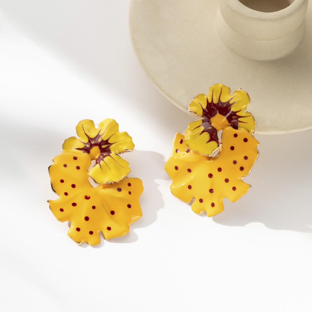 Chic European Style Enamel Drop Oil Floral And Leaf Earrings For Women