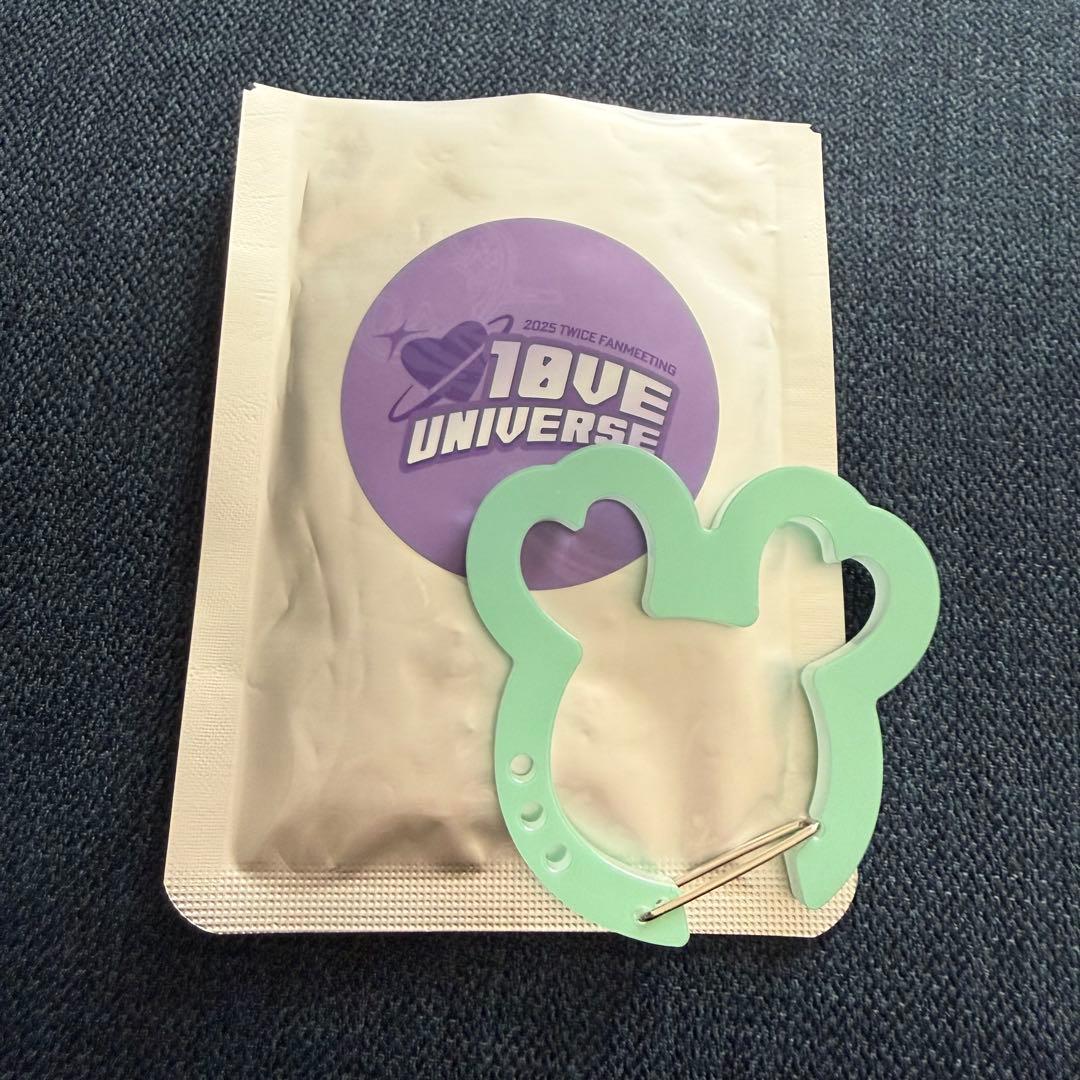 

[Б/У] TWICE 10VE UNIVERSE Поп-ап карабин Мина Мибури