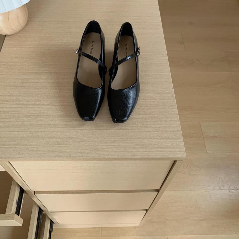 Wedge heel with square head suede Mary Jane shoes women's shoes spring and autumn 2025 new late evening wind light mouth single shoes