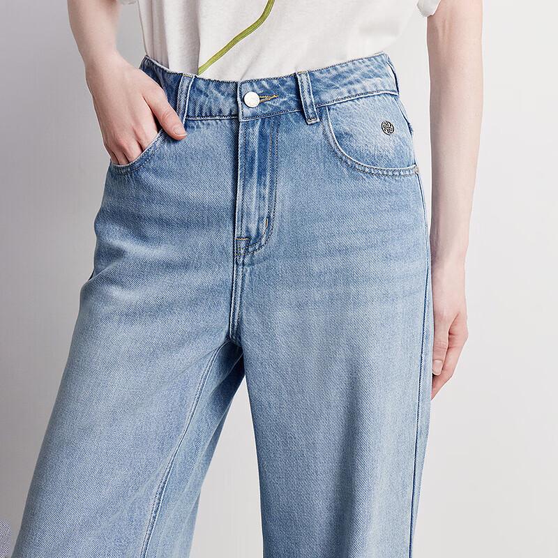 Chuyu JiaoDian Women's Floral Embroidered Wide-Leg Jeans