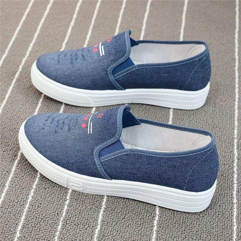 Spring denim cloth shoes female old Beijing cloth shoes student mother middle-aged and elderly casual lazy board shoes female