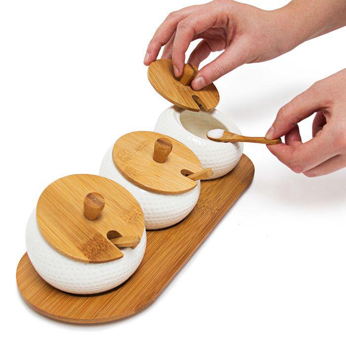 Relaxdays 3 Pots d'épices, JIAO, en céramique et bambou, HxLxP: 8,5 x 30,5 x 12 cm, avec couvercle et cuillères, nature