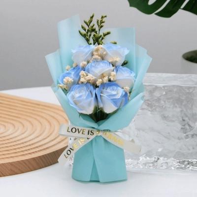 Décoration de la maison – Fleurs et couronnes décoratives