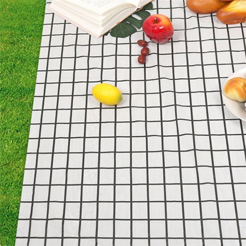 Good-Disposable Tablecloth Rectangular Thickened Camping Tablecloth Waterproof And Oil-Proof Picnic Mat