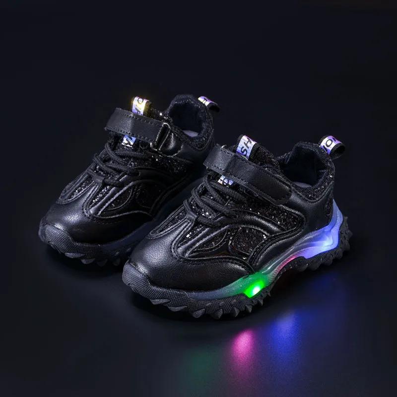 New Girl Sneakers Fashion Comfort Child Shoes Anti Slip Soft LED Lights Boy Shoes Trendy Spring Girl Shoe Simple Casual Shoe