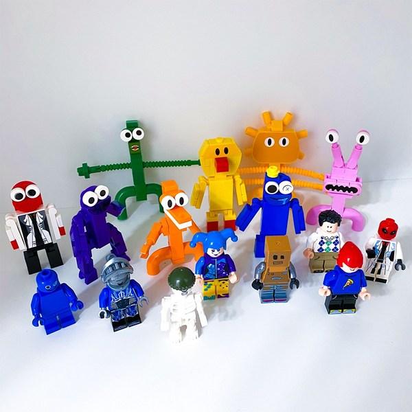 

Набор фигурок игрока Ke & B Rainbow Friends Mini Block 16, награда за смешанные цвета