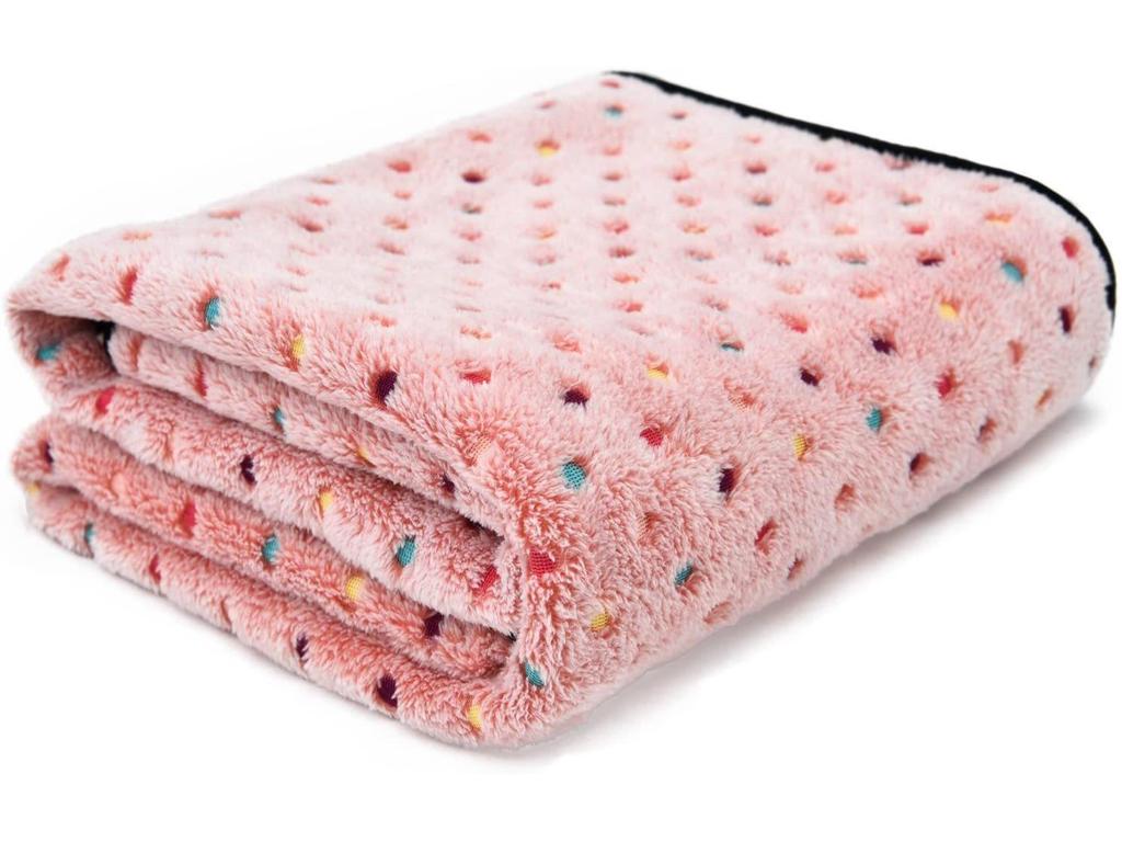 Flannel Pet Blanket for Dogs and Cats - Warm, Suitable for All Seasons
