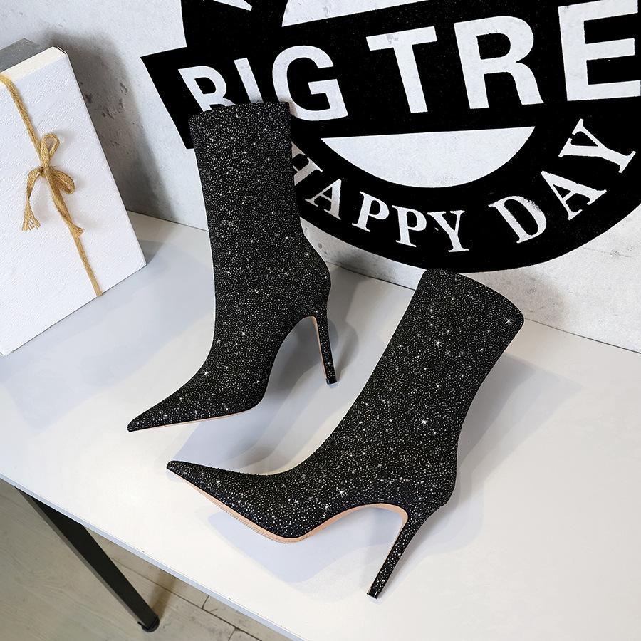 

Модные сексуальные и тонкие блестящие тканевые тонкие сапоги женские сапоги тонкий каблук высокий каблук эластичные короткие сапоги 34 чёрный