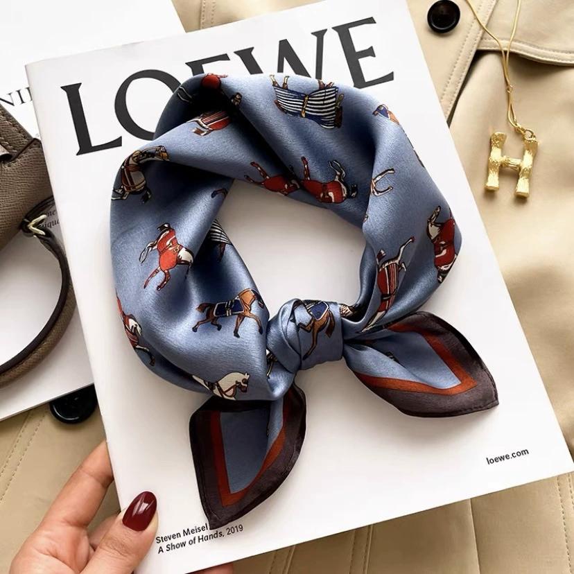 

Classical 53CM Square 100% Silk Scarf Pony Design Small Head Neck Hijab Women Kerchief High Quality Silk Bandana Scarves 53x53cm